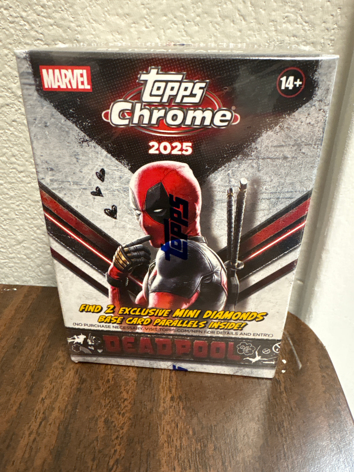 Topps Chrome 2025 Marvel Deadpool box