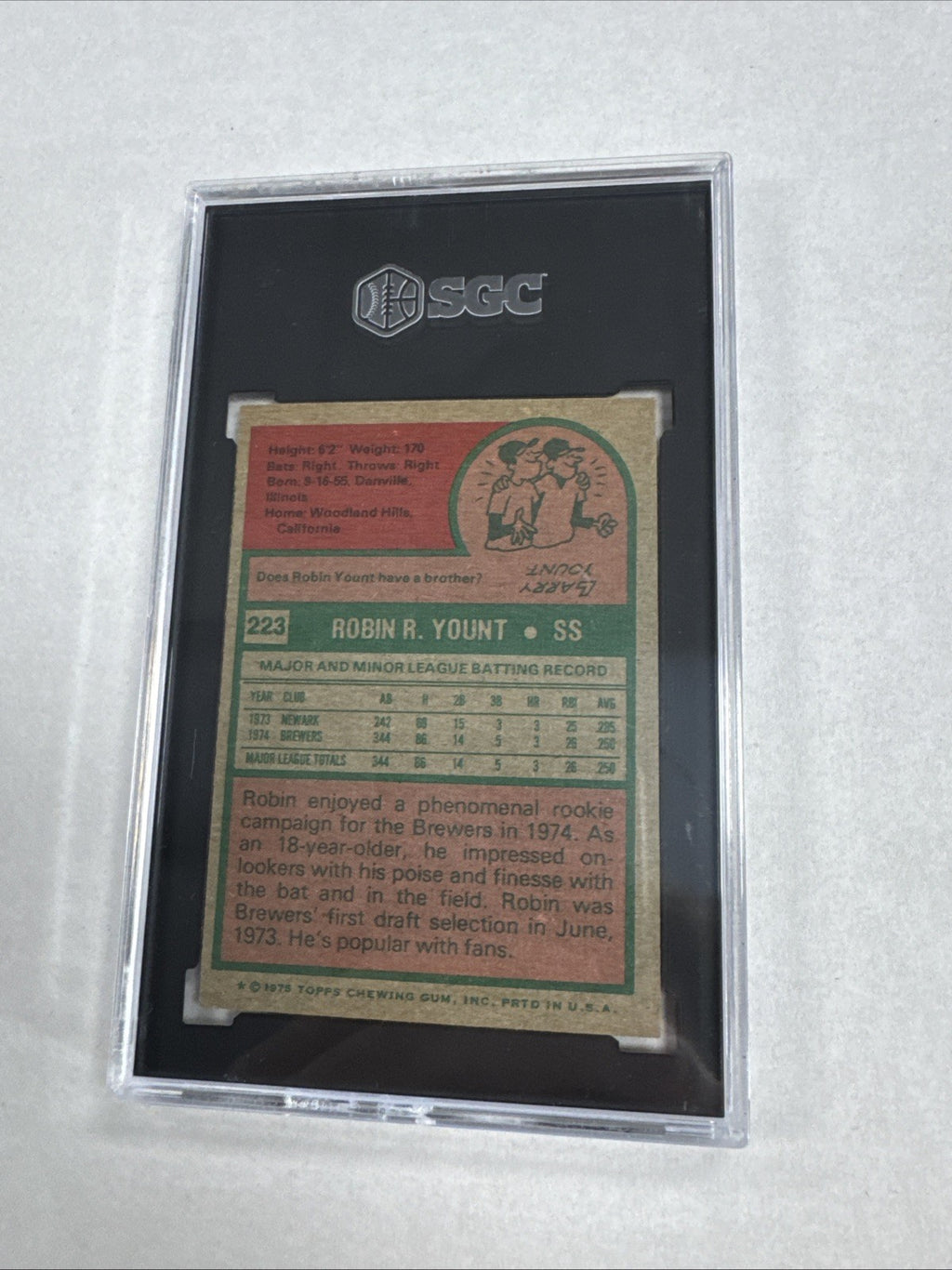 1975 Topps - Robin Yount #223 (RC) SGC 7