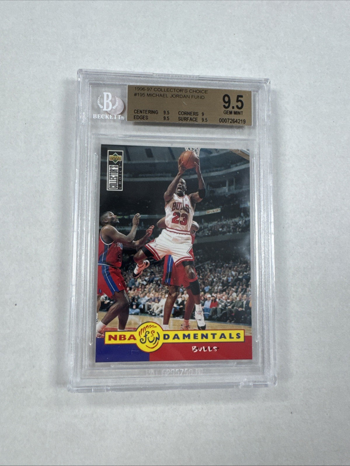 1996-97 UD Collector's Choice - NBA Fundamentals Michael Jordan #195 BGS 9.5